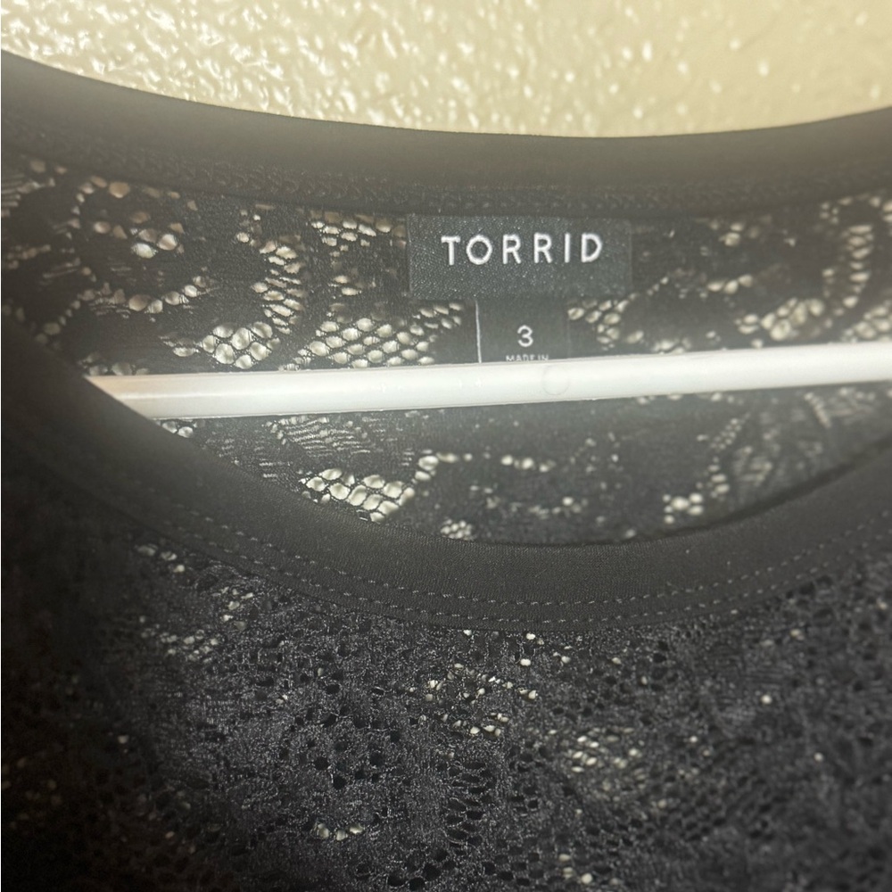 Torrid Stretch Lace Tee - Picture 3 of 5